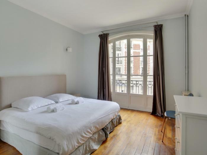 4 People Apartment Close To Eiffel Tower By Weekome Paris Exteriör bild